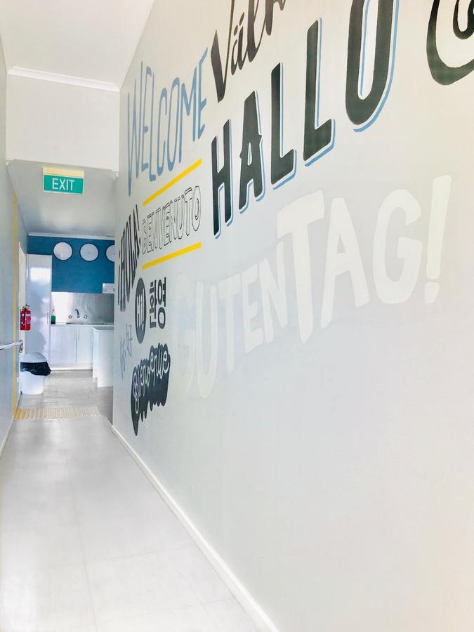 เดอะ 13 อะโพสเทิล Hostel ปรินซ์ทาวน์ ภายนอก รูปภาพ