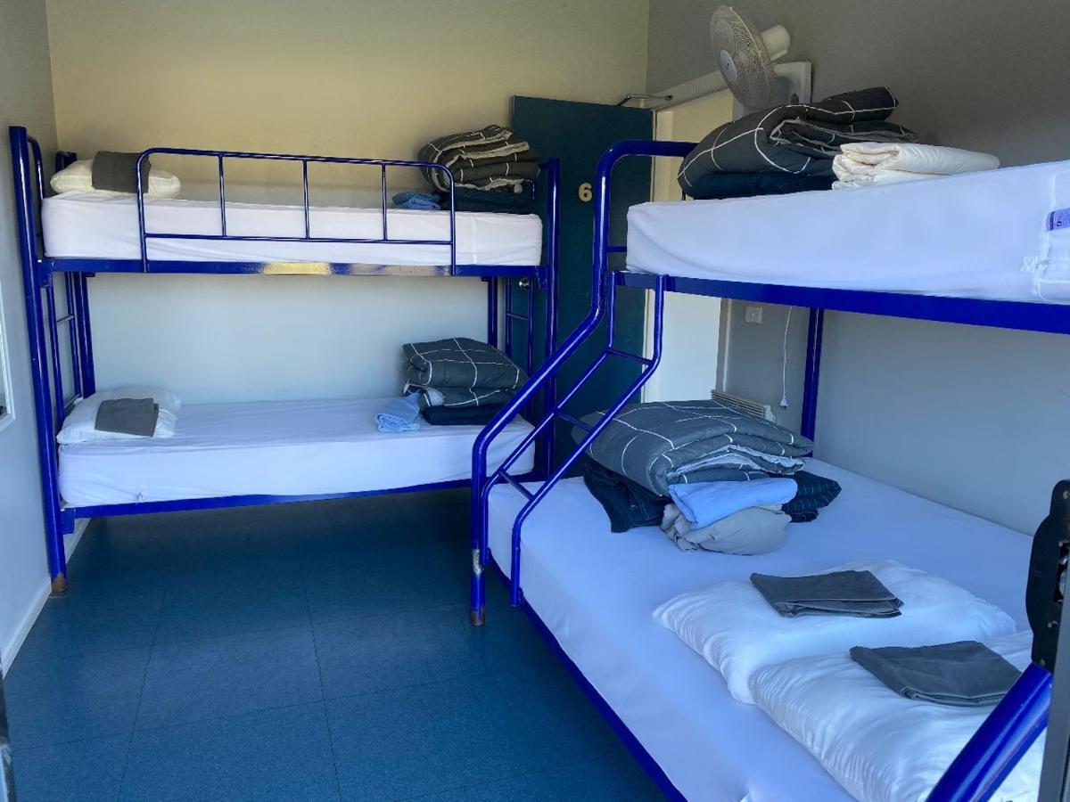 เดอะ 13 อะโพสเทิล Hostel ปรินซ์ทาวน์ ภายนอก รูปภาพ